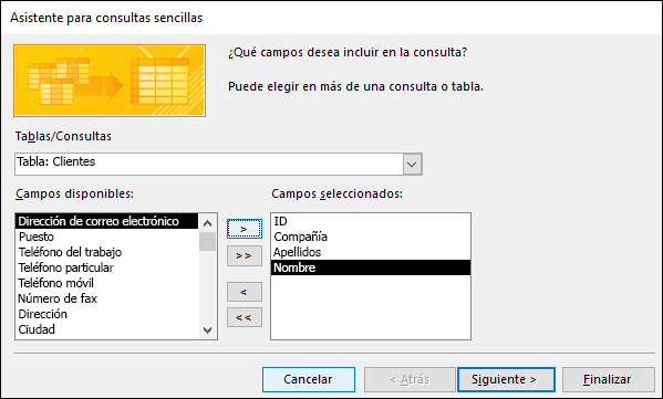 En el cuadro de di�logo Asistente para consultas sencillas, seleccione los campos que quiera usar.