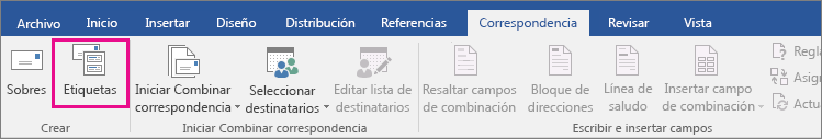 La opci�n Etiquetas est� resaltada en la pesta�a Correspondencia.